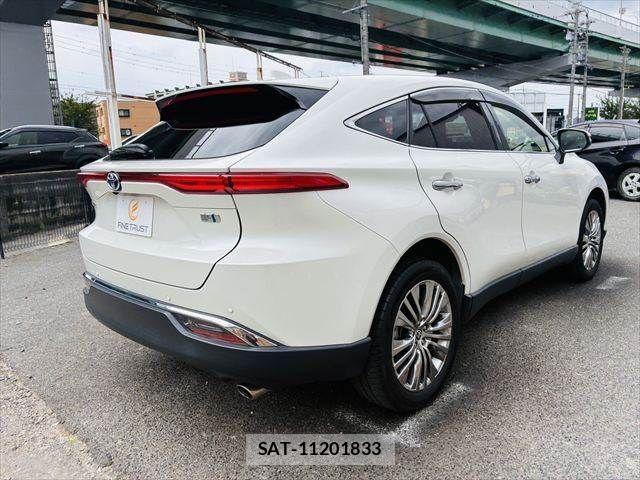 Toyota HARRIER HYBRID 2021-08 8130413-18