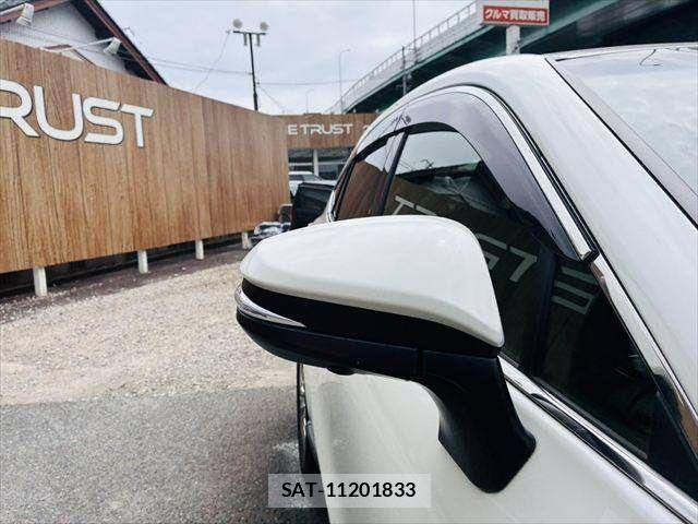 Toyota HARRIER HYBRID 2021-08 8130413-27