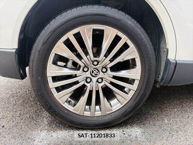 Toyota HARRIER HYBRID 2021-08 8130413-28
