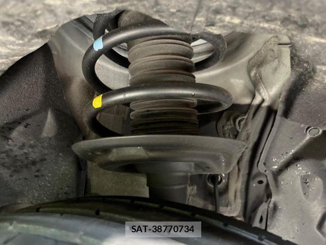 Toyota HARRIER HYBRID 2020-09 8130399-19