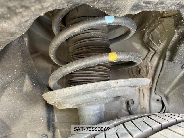 Toyota HARRIER HYBRID 2022-06 8130400-19