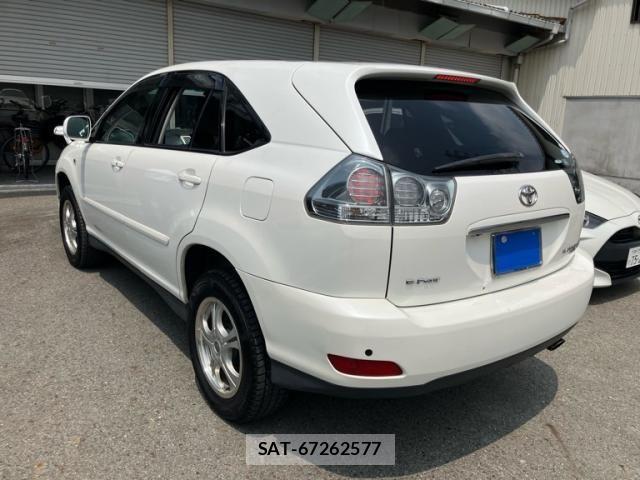 Toyota HARRIER HYBRID 2005-12 8145882-3