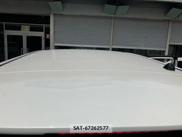Toyota HARRIER HYBRID 2005-12 8145882-5