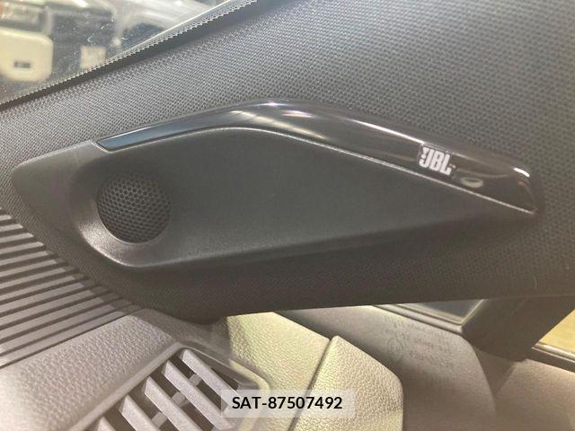 Toyota HARRIER HYBRID 2021-08 8145879-2