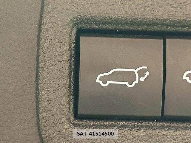 Toyota HARRIER HYBRID 2023-09 8158530-8