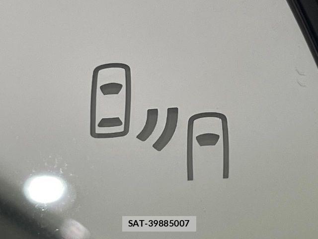 Toyota HARRIER HYBRID 2021-05 8207756-4