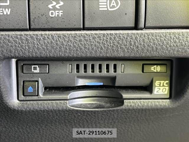 Toyota HARRIER HYBRID 2020-08 8207754-7