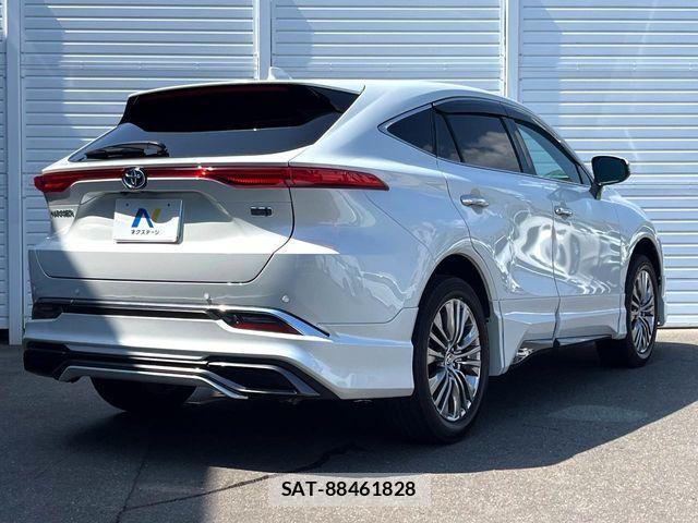 Toyota HARRIER HYBRID 2023-09 8207743-14
