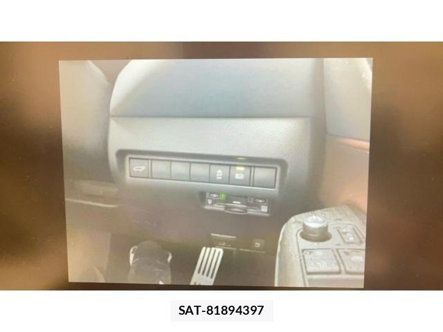Toyota HARRIER HYBRID 2023-05 8207740-16