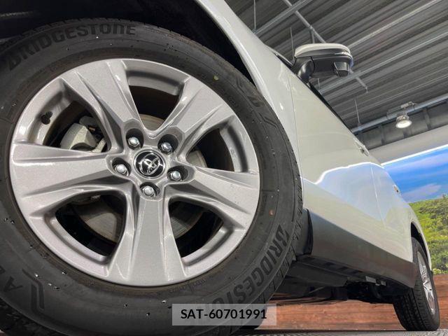 Toyota HARRIER HYBRID 2023-06 8207762-13