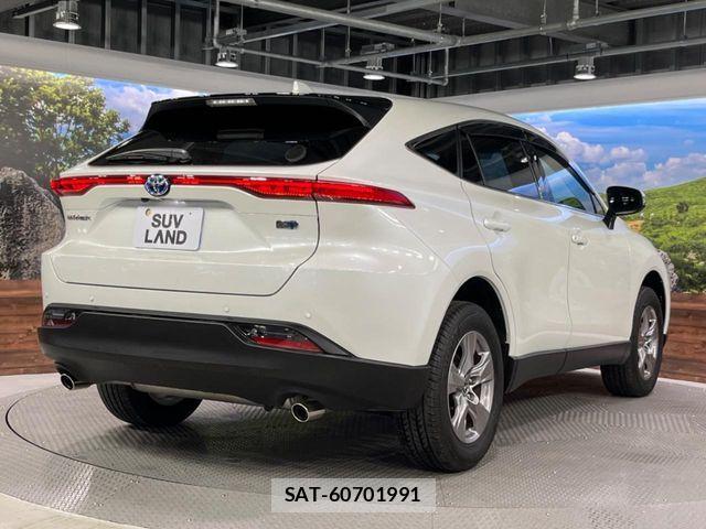 Toyota HARRIER HYBRID 2023-06 8207762-17