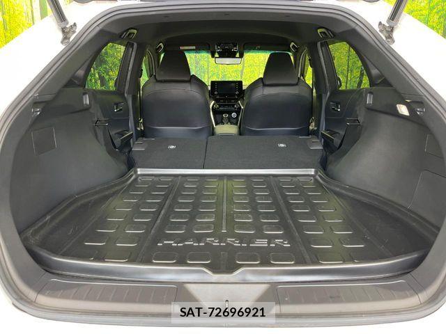 Toyota HARRIER HYBRID 2021-09 8207768-9