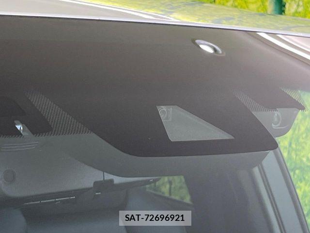 Toyota HARRIER HYBRID 2021-09 8207768-2