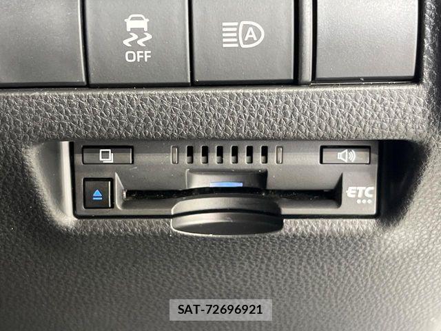 Toyota HARRIER HYBRID 2021-09 8207768-6