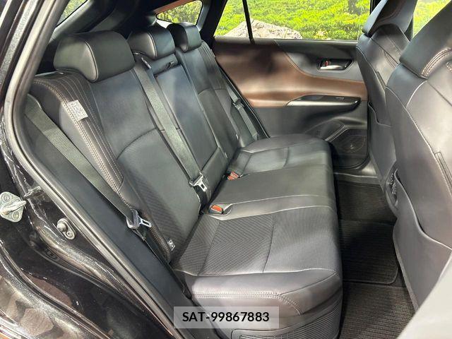 Toyota HARRIER HYBRID 2023-04 8207736-9