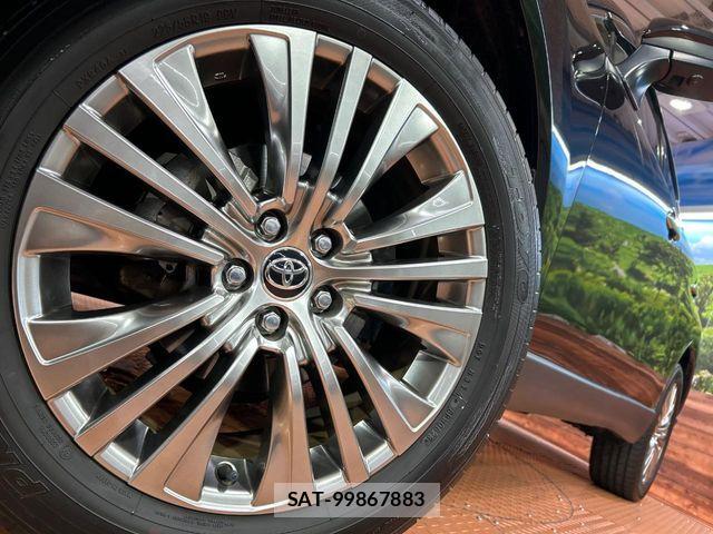 Toyota HARRIER HYBRID 2023-04 8207736-13