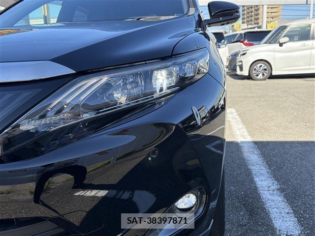 Toyota HARRIER HYBRID 2015-09 8207774-10
