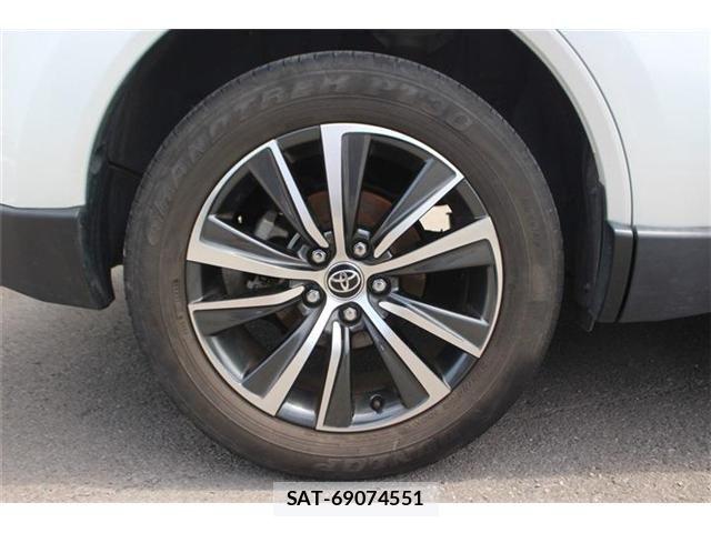 Toyota HARRIER HYBRID 2023-03 8207760-20