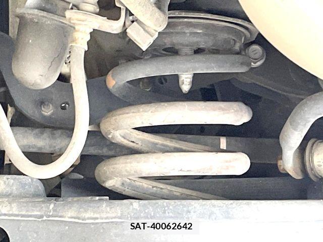 Toyota HARRIER HYBRID 2014-11 8207773-19