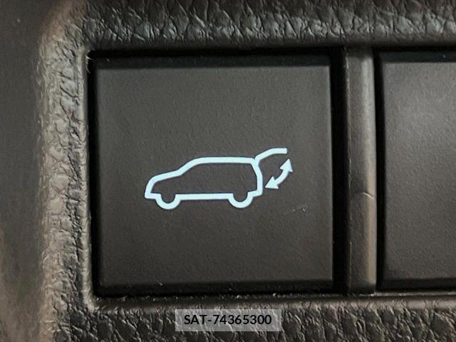 Toyota HARRIER HYBRID 2021-03 8207759-5