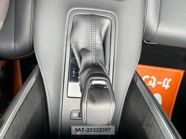 Toyota HARRIER HYBRID 2024-09 8207748-10