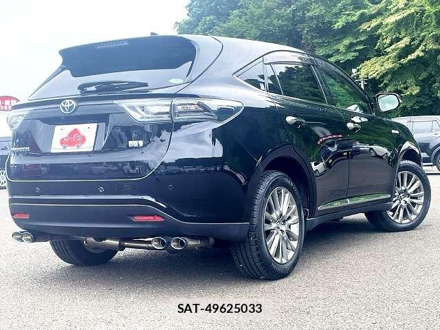 Toyota HARRIER HYBRID 2015-07 8230243-2