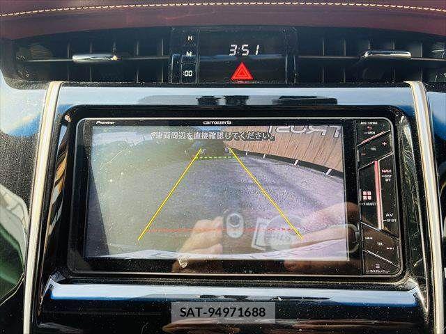 Toyota HARRIER HYBRID 2014-07 8230253-5