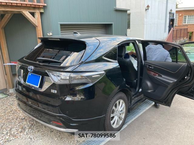 Toyota HARRIER HYBRID 2015-12 8230251-9