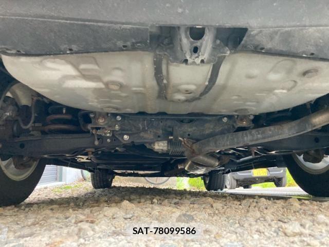 Toyota HARRIER HYBRID 2015-12 8230251-12
