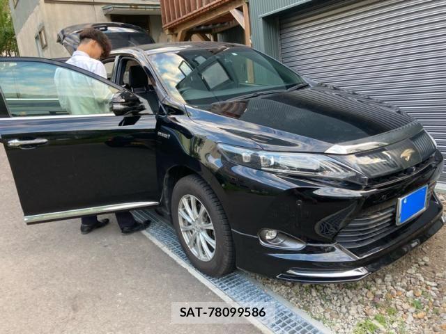 Toyota HARRIER HYBRID 2015-12 8230251-4