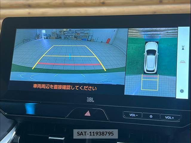 Toyota HARRIER HYBRID 2023-12 8245323-4