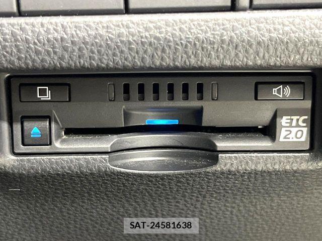 Toyota HARRIER HYBRID 2020-07 8245330-4