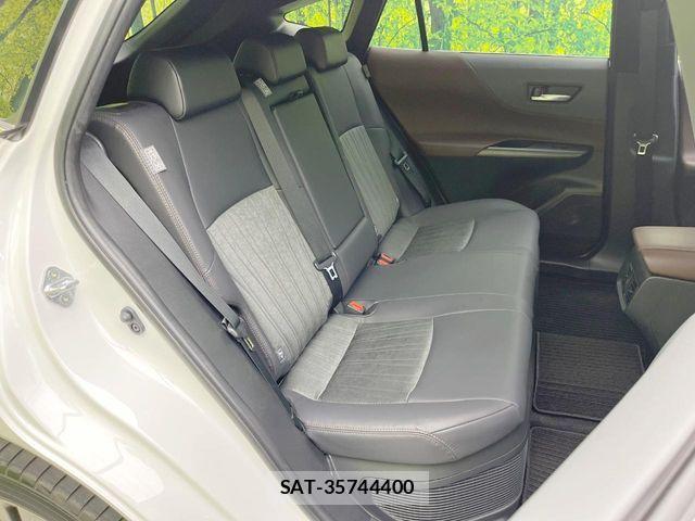 Toyota HARRIER HYBRID 2023-12 8245326-8