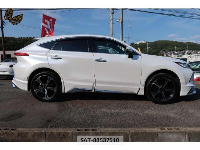 Toyota HARRIER HYBRID 2023-05 8245322-14