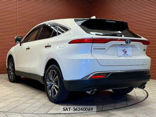Toyota HARRIER HYBRID 2022-03 8245333-16