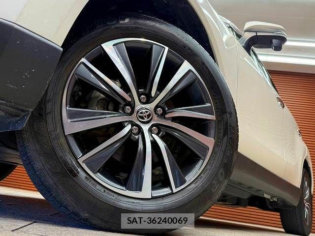 Toyota HARRIER HYBRID 2022-03 8245333-17