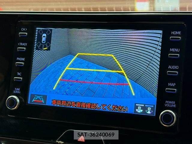 Toyota HARRIER HYBRID 2022-03 8245333-4