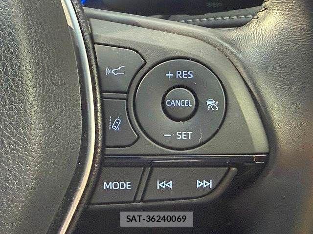 Toyota HARRIER HYBRID 2022-03 8245333-6