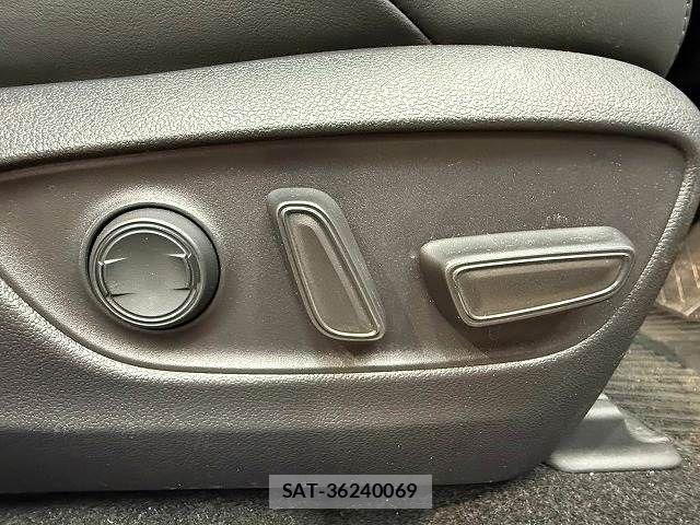 Toyota HARRIER HYBRID 2022-03 8245333-7