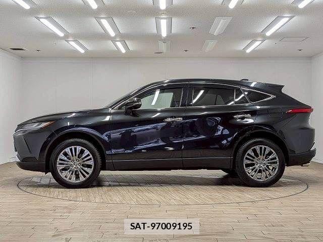 Toyota HARRIER HYBRID 2023-10 8245325-16