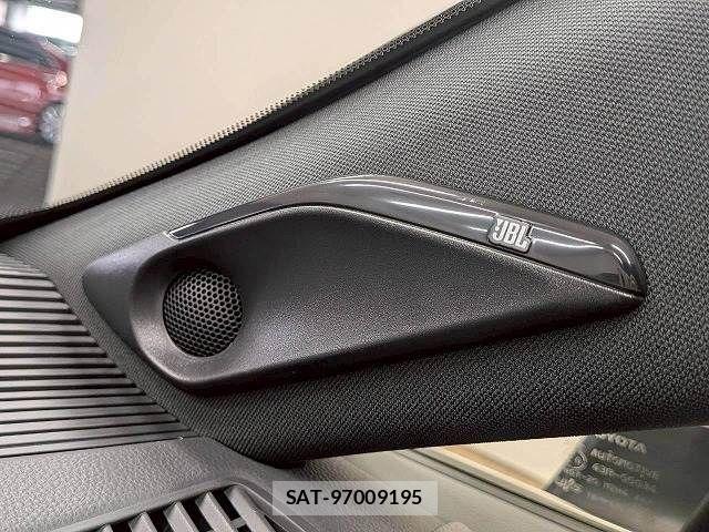 Toyota HARRIER HYBRID 2023-10 8245325-5