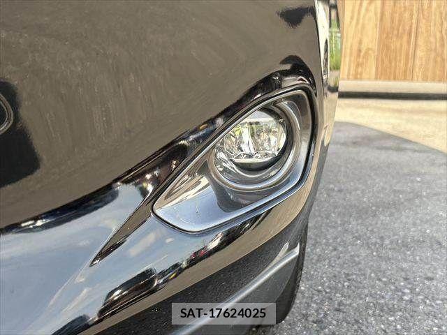 Toyota HARRIER HYBRID 2015-04 8314671-26