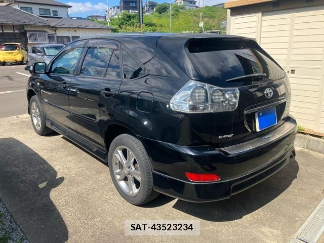 Toyota HARRIER HYBRID 2006-10 8314675-4