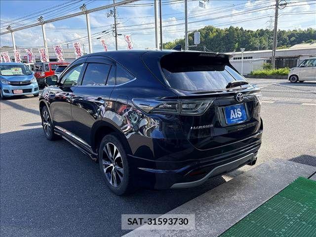 Toyota HARRIER HYBRID 2015-09 8336077-2