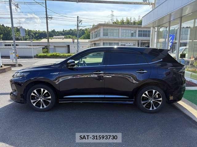 Toyota HARRIER HYBRID 2015-09 8336077-3