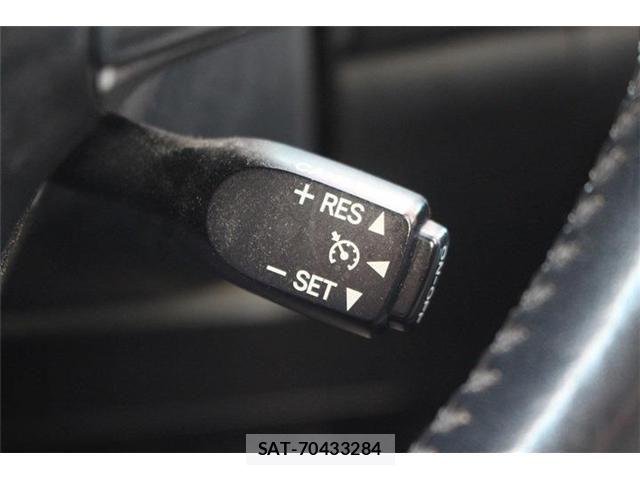 Toyota HARRIER HYBRID 2014-05 8336078-3