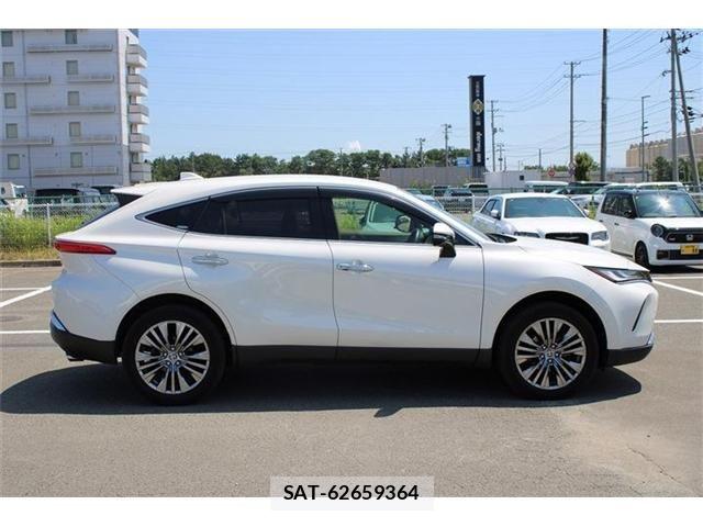 Toyota HARRIER HYBRID 2021-08 8336068-8