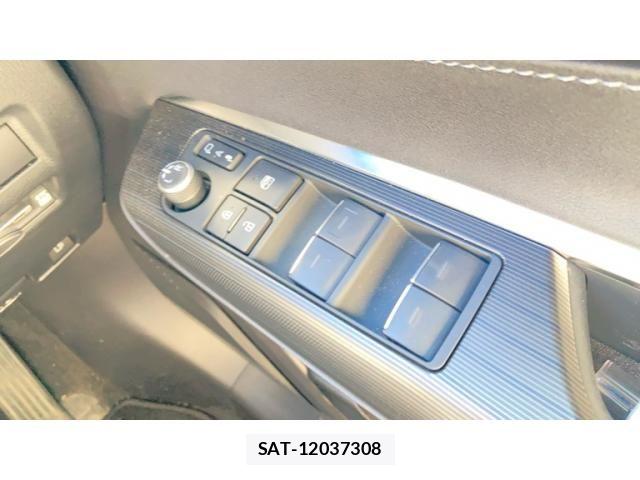 Toyota HARRIER HYBRID 2021-12 8336049-22