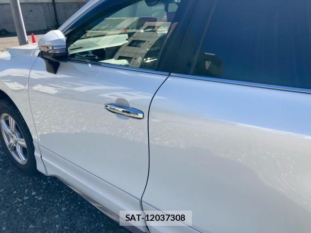 Toyota HARRIER HYBRID 2021-12 8336049-4