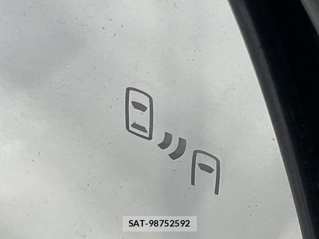 Toyota HARRIER HYBRID 2024-07 8336050-6